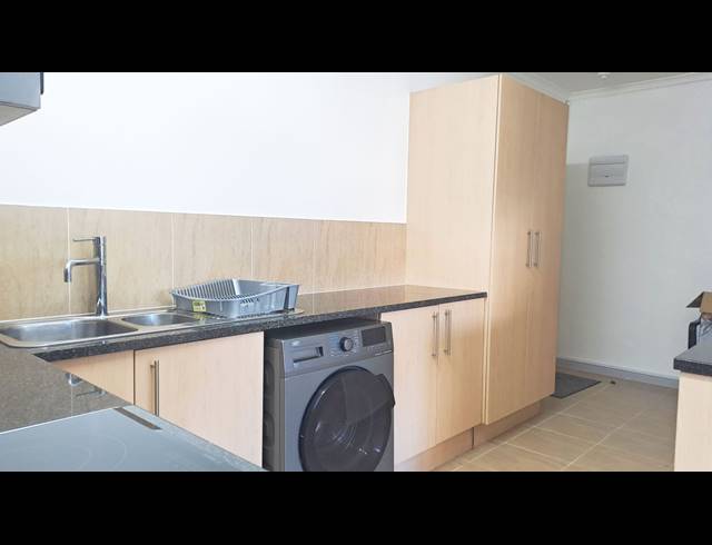2 bed property to rent in OBSERVATORY